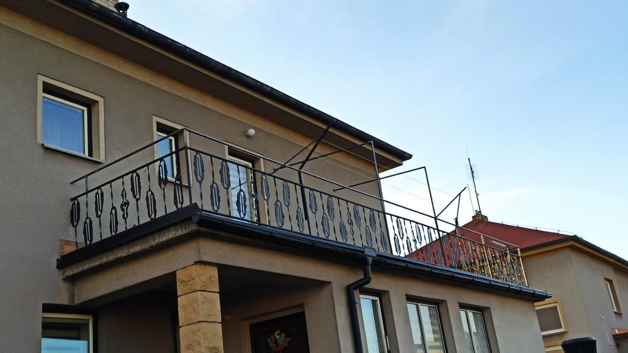 Apartman Milena Jicin Exterior photo