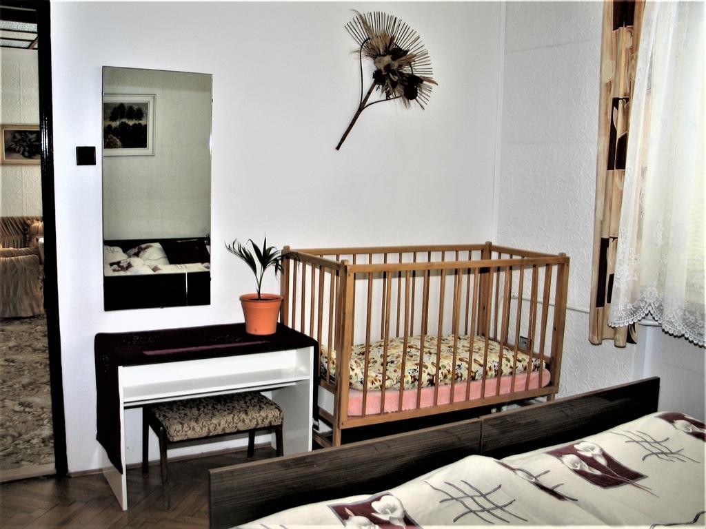 Apartman Milena Jicin Exterior photo